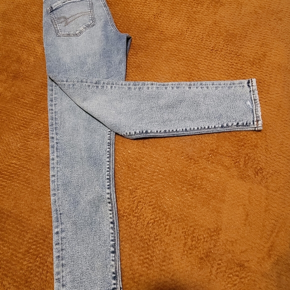 American Eagle NWT Stretch Mom Jeans - Picture 3 of 7